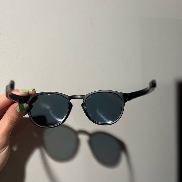 Oakley Custom Sunglasses - Picture 5 of 6